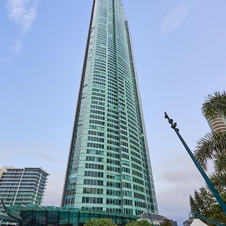 Serain Residences On 9 Hamilton Avenue Gold Coast Extérieur photo