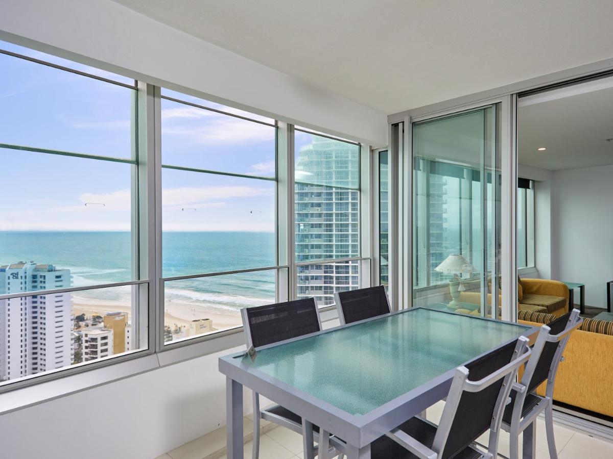 Serain Residences On 9 Hamilton Avenue Gold Coast Extérieur photo