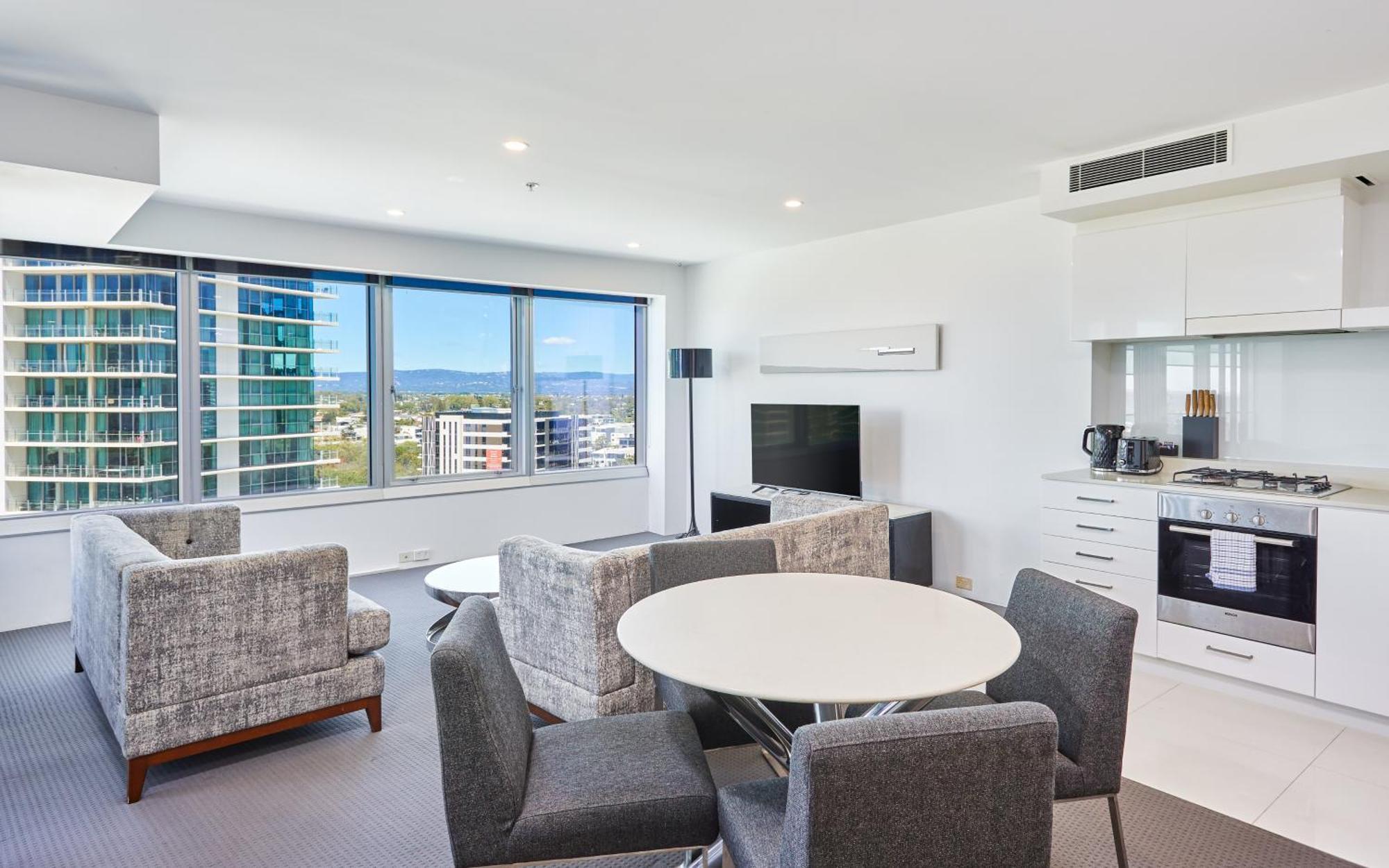 Serain Residences On 9 Hamilton Avenue Gold Coast Extérieur photo
