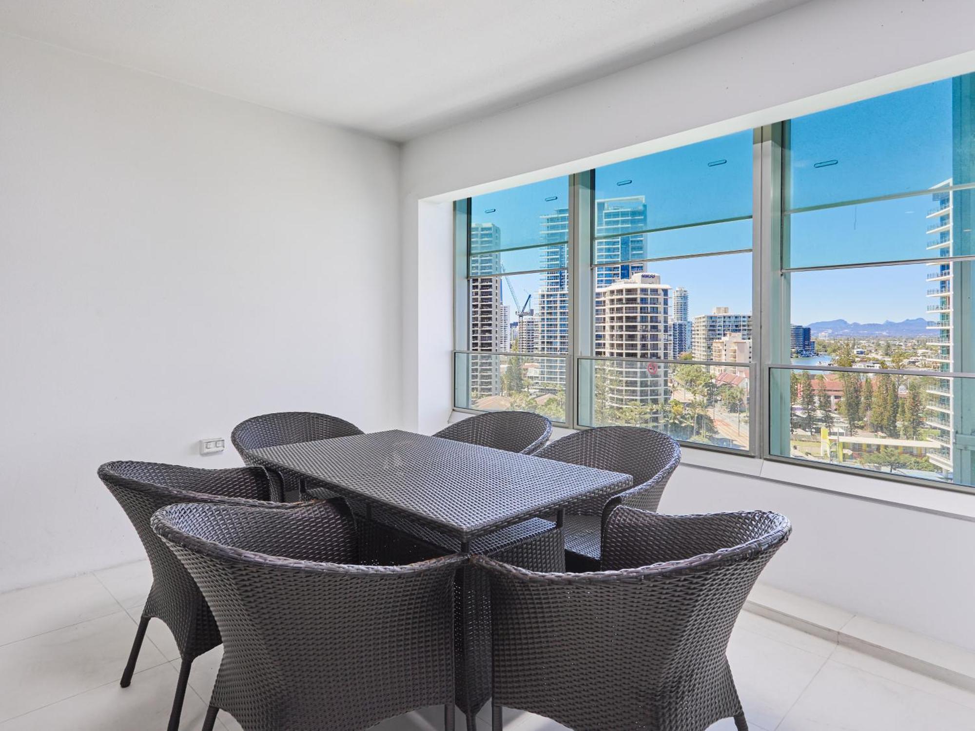 Serain Residences On 9 Hamilton Avenue Gold Coast Extérieur photo
