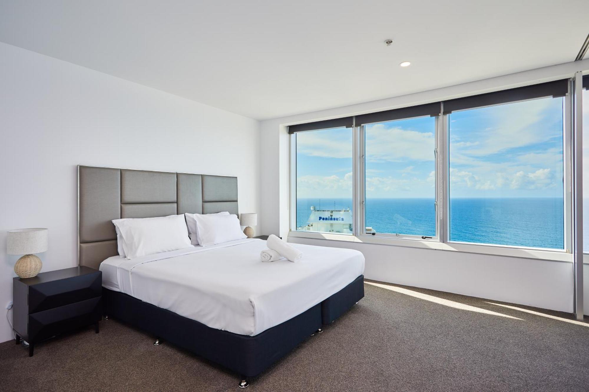 Serain Residences On 9 Hamilton Avenue Gold Coast Extérieur photo