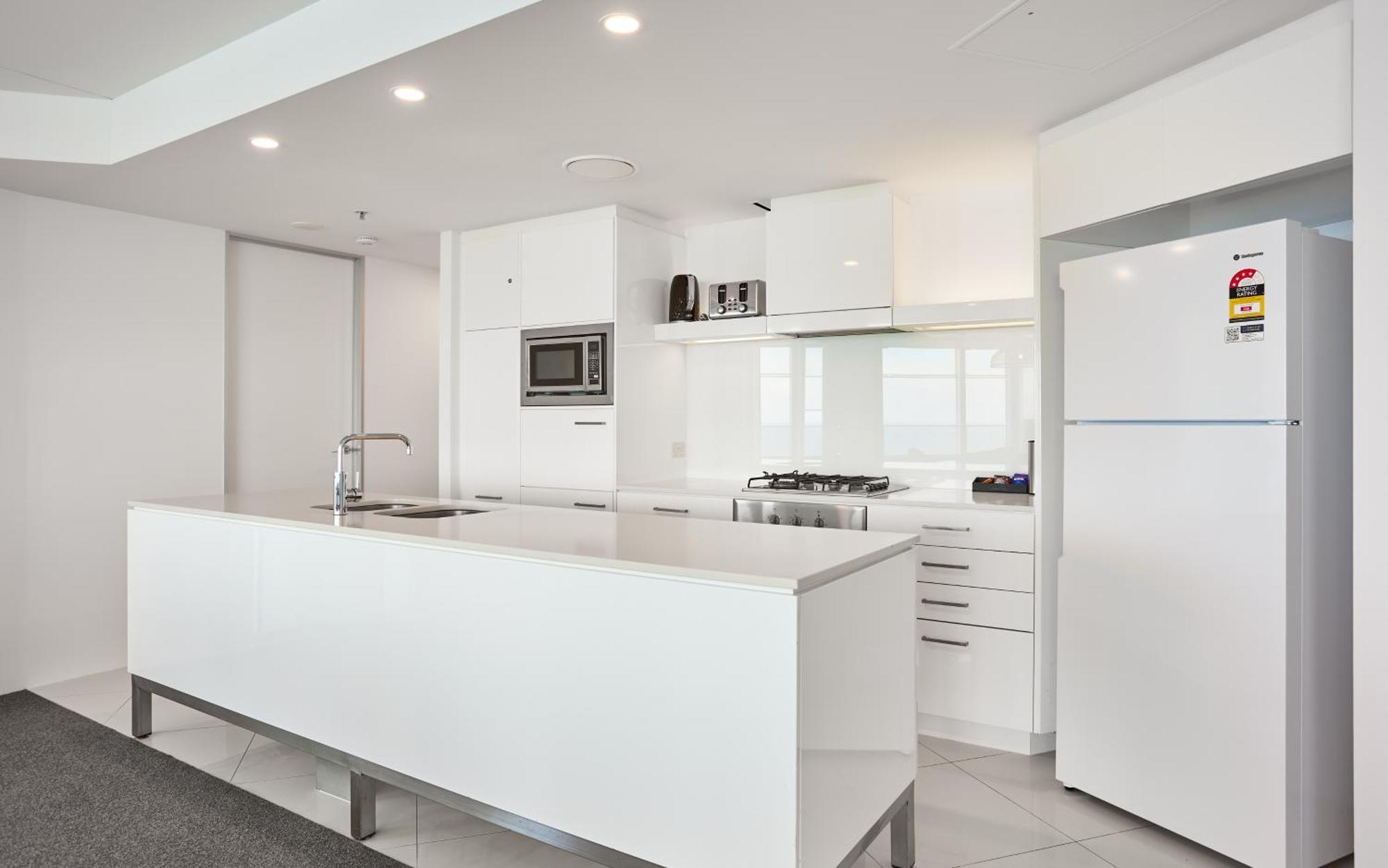 Serain Residences On 9 Hamilton Avenue Gold Coast Extérieur photo