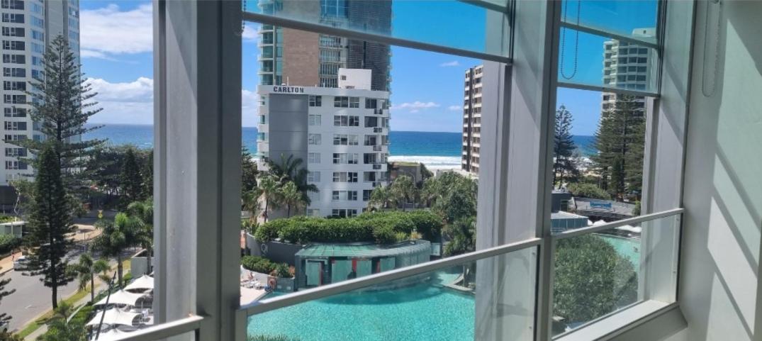 Serain Residences On 9 Hamilton Avenue Gold Coast Extérieur photo